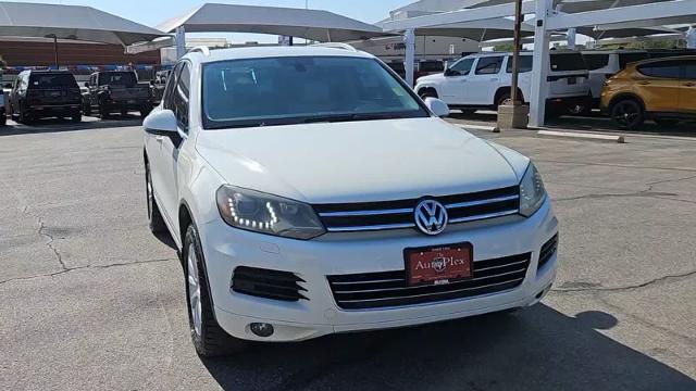 2012 Volkswagen Touareg Vehicle Photo in San Angelo, TX 76901