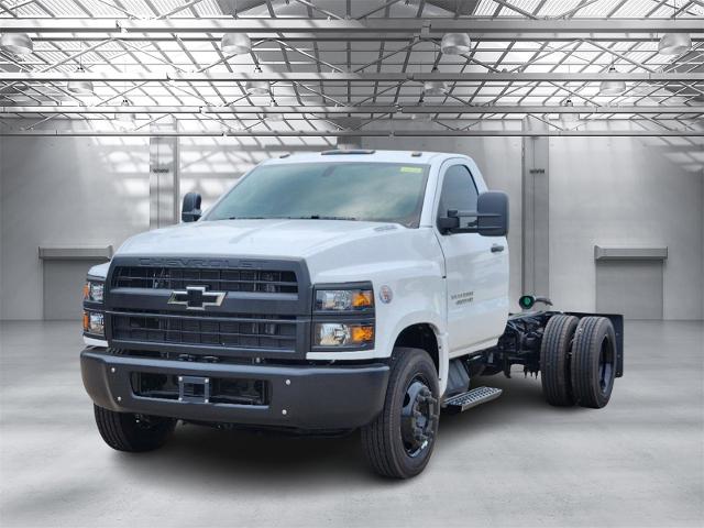 2024 Chevrolet Silverado 4500 HD Vehicle Photo in ENNIS, TX 75119-5114