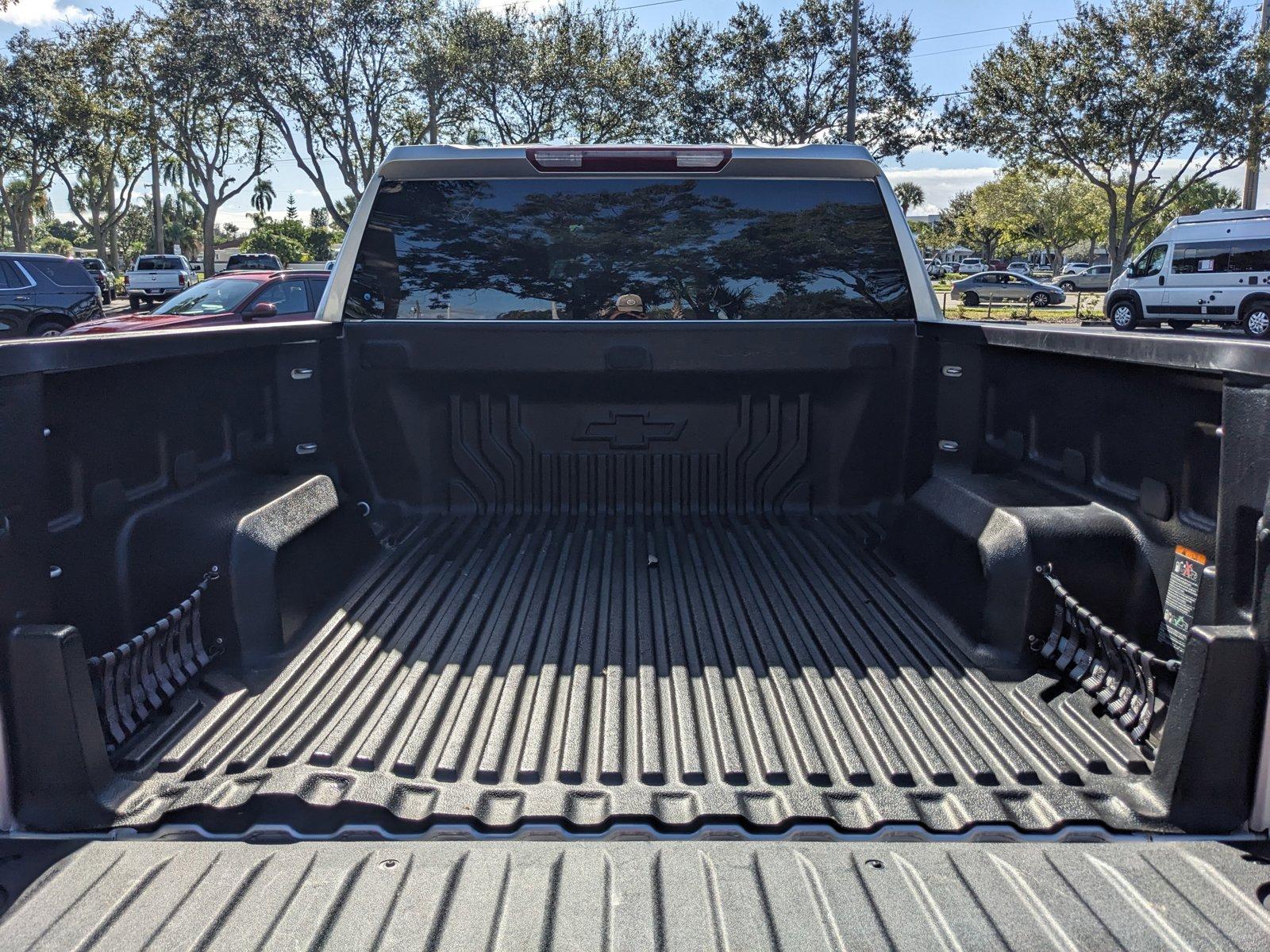 2022 Chevrolet Silverado 1500 Vehicle Photo in GREENACRES, FL 33463-3207