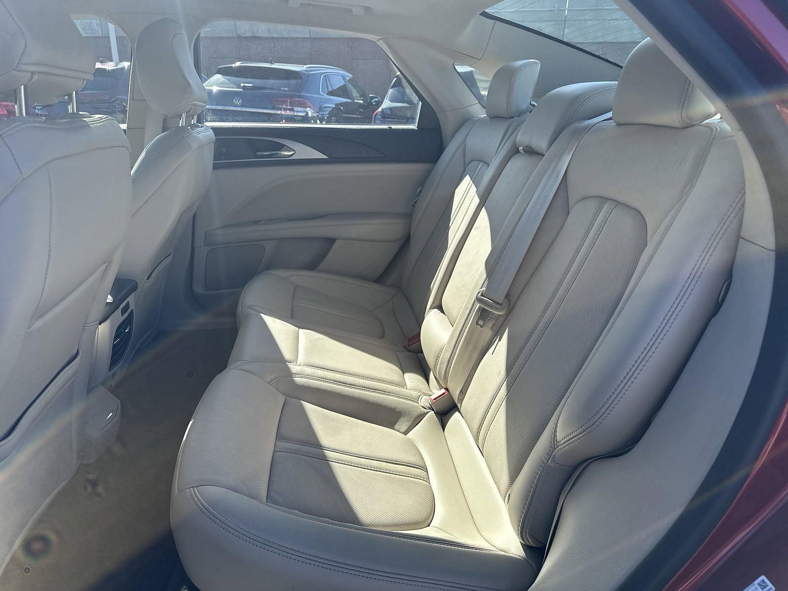 2020 Lincoln MKZ Vehicle Photo in Lancaster, PA 17601