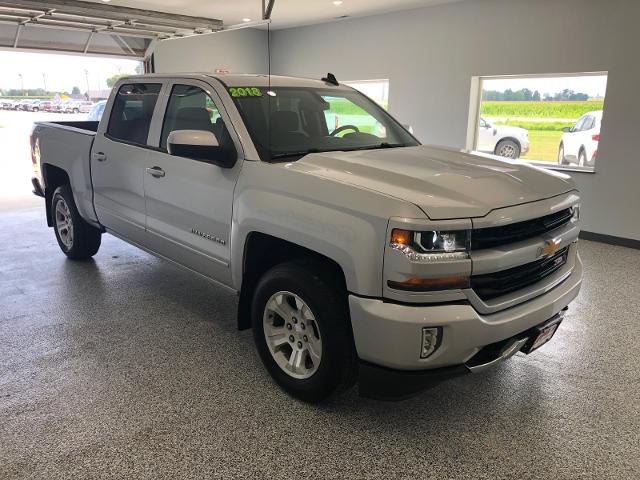 Used 2018 Chevrolet Silverado 1500 LT with VIN 3GCUKREC4JG145509 for sale in Marengo, IA