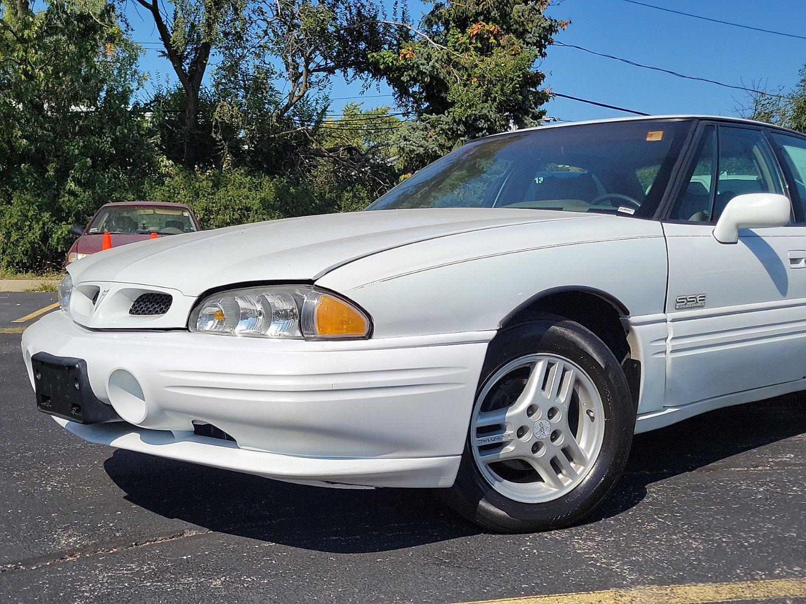 1996 Pontiac Bonneville Vehicle Photo in Plainfield, IL 60586