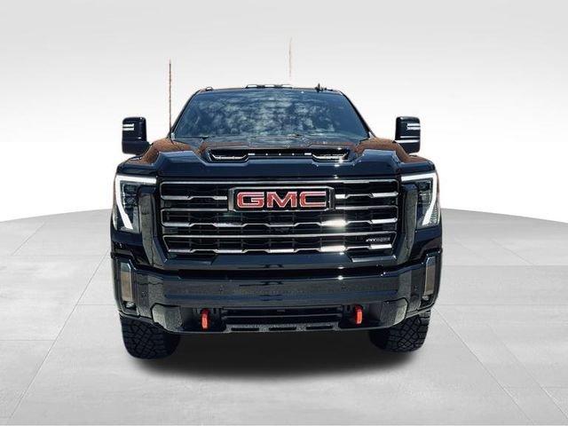 2024 GMC Sierra 2500 HD Vehicle Photo in MEDINA, OH 44256-9631