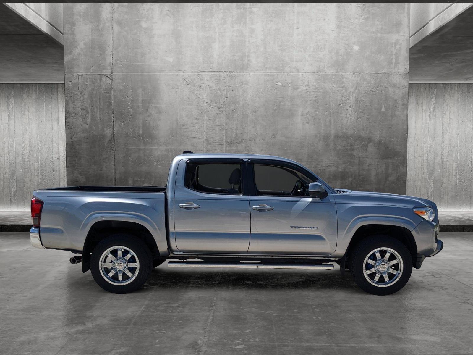 2019 Toyota Tacoma 2WD Vehicle Photo in Davie, FL 33331