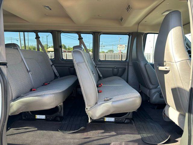 2023 Chevrolet Express Passenger Vehicle Photo in TUPELO, MS 38801-6508