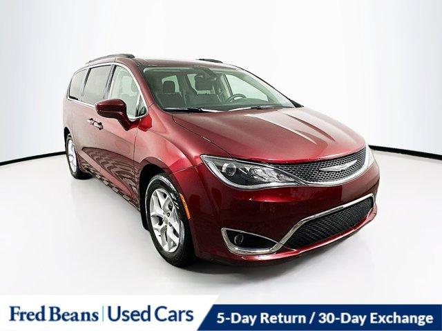 2018 Chrysler Pacifica Vehicle Photo in Doylsetown, PA 18901