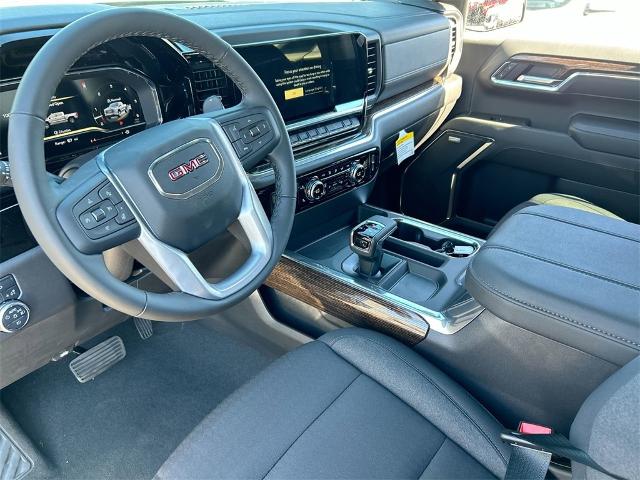 2025 GMC Sierra 1500 Vehicle Photo in GOODYEAR, AZ 85338-1310