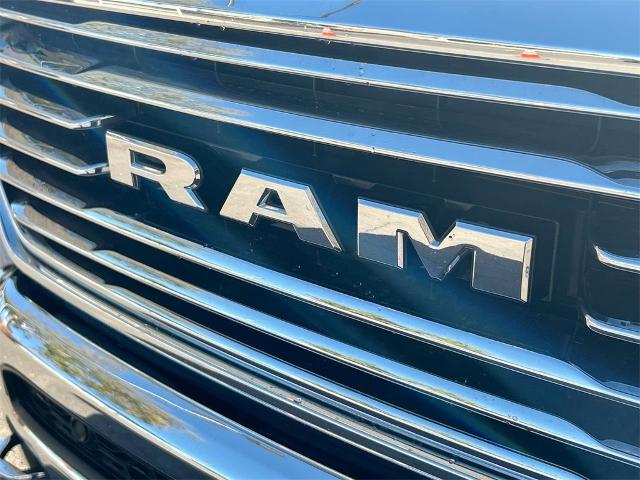 2022 Ram 1500 Vehicle Photo in GOODYEAR, AZ 85338-1310