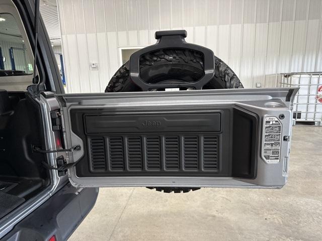 2019 Jeep Wrangler Unlimited Vehicle Photo in GLENWOOD, MN 56334-1123