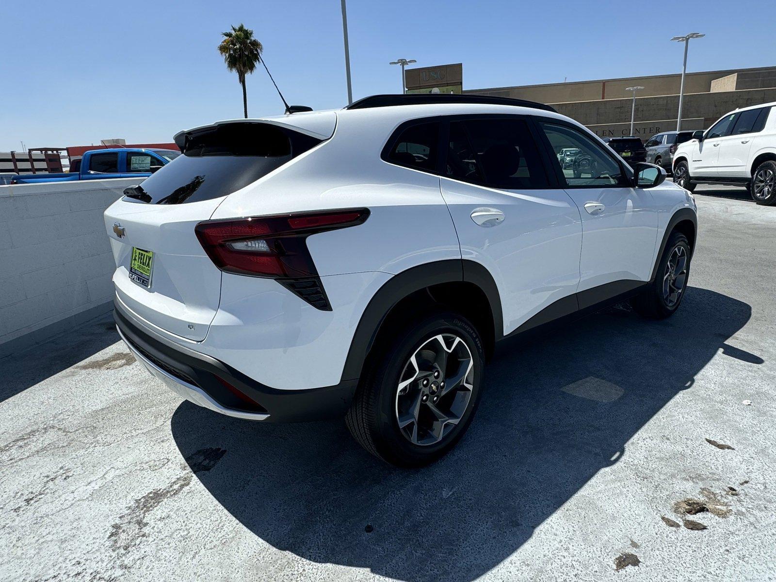 2025 Chevrolet Trax Vehicle Photo in LOS ANGELES, CA 90007-3794