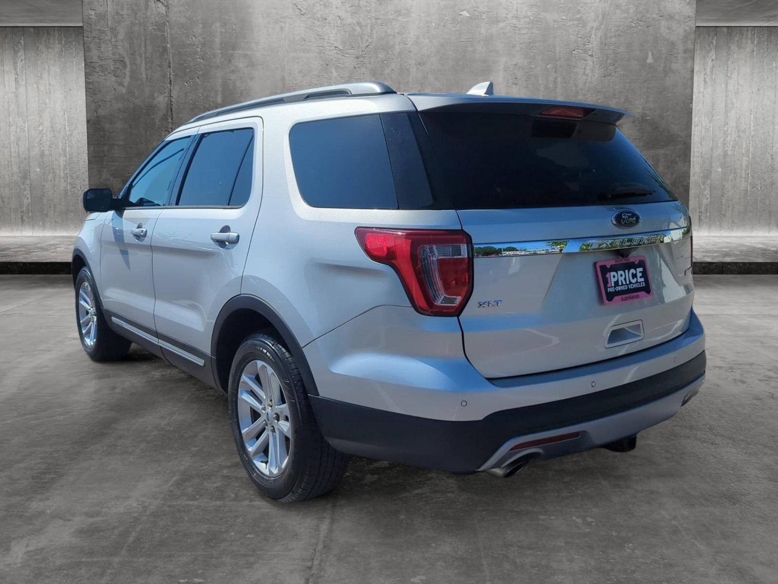 2017 Ford Explorer Vehicle Photo in Memphis, TN 38133