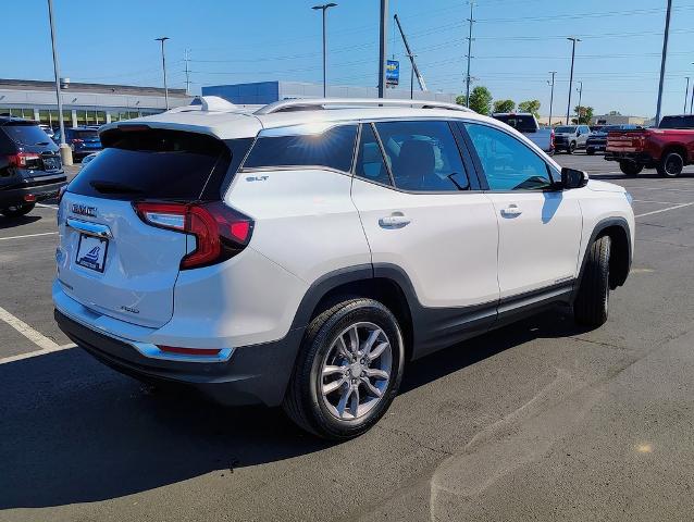 2024 GMC Terrain Vehicle Photo in GREEN BAY, WI 54304-5303