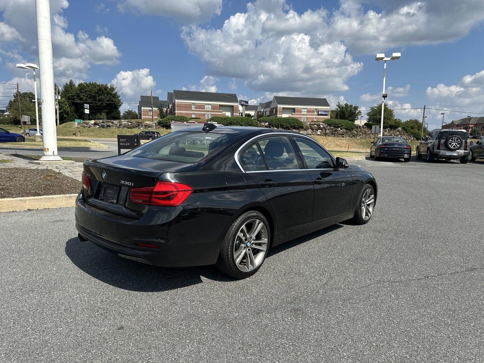 2018 BMW 330i xDrive Vehicle Photo in Lancaster, PA 17601