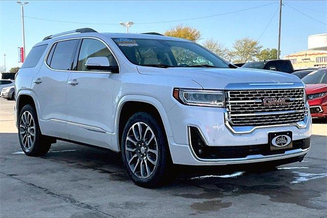 2022 GMC Acadia Vehicle Photo in TOPEKA, KS 66609-0000