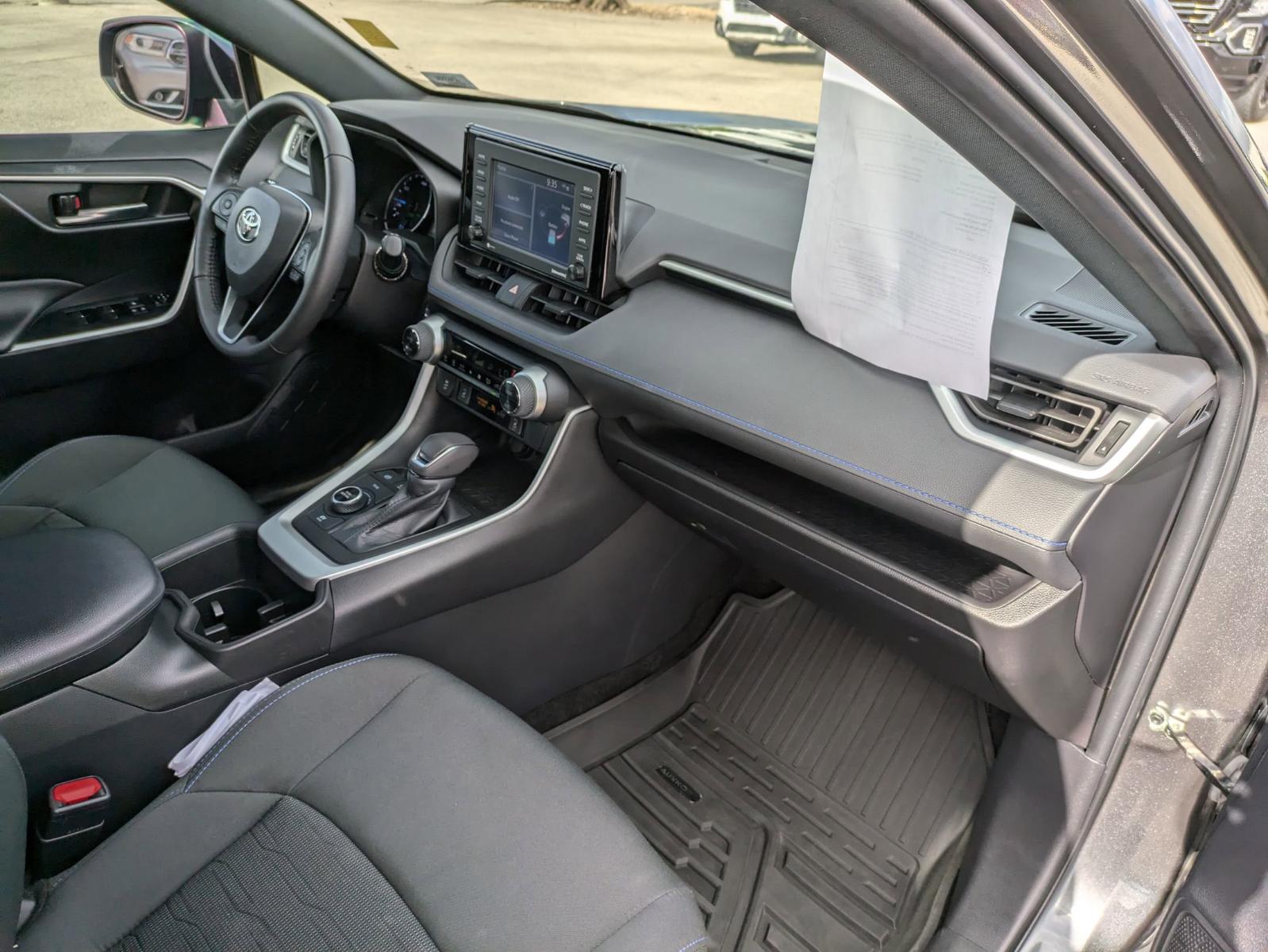 2022 Toyota RAV4 Vehicle Photo in Seguin, TX 78155