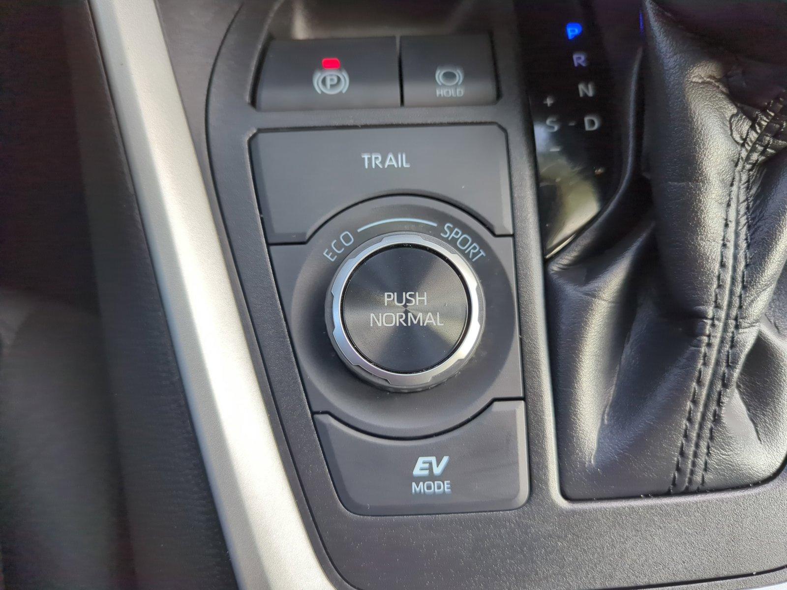 2021 Toyota RAV4 Vehicle Photo in Ft. Myers, FL 33907