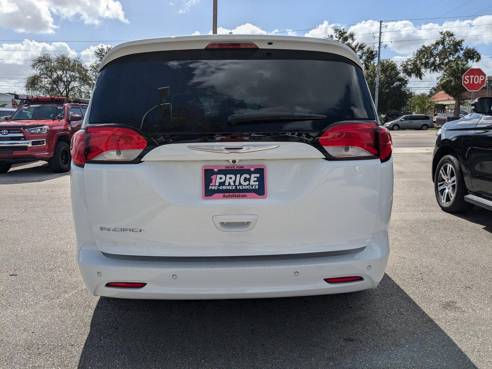 2017 Chrysler Pacifica Vehicle Photo in Winter Park, FL 32792