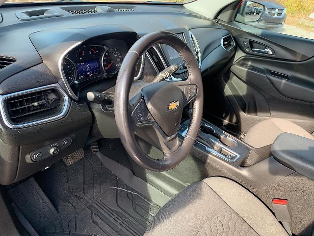 2021 Chevrolet Equinox Vehicle Photo in MOON TOWNSHIP, PA 15108-2571