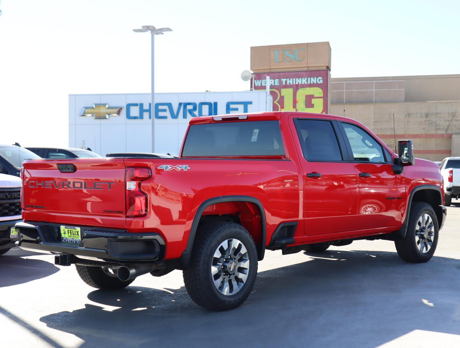 2024 Chevrolet Silverado 2500 HD Vehicle Photo in LOS ANGELES, CA 90007-3794