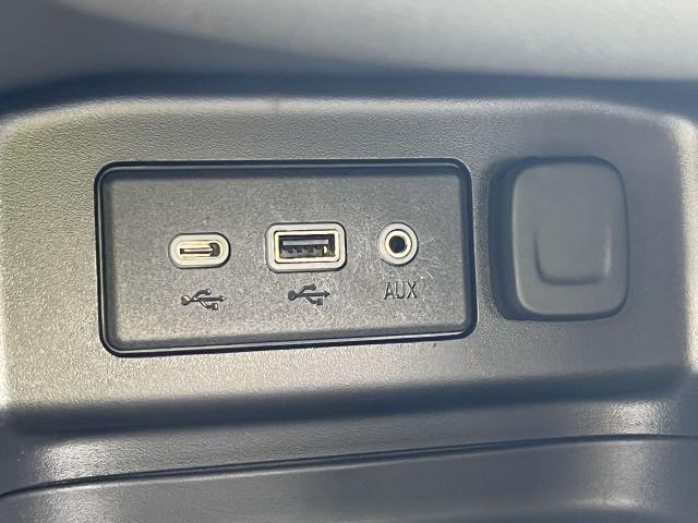 2021 Chevrolet Equinox Vehicle Photo in DOUGLASTON, NY 11362-1062