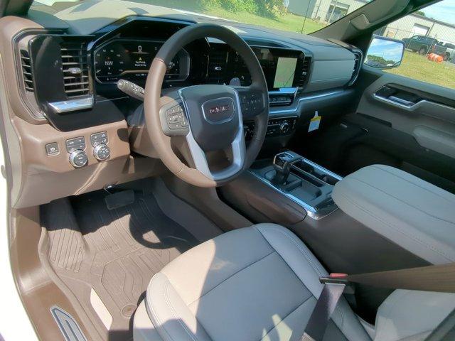 2024 GMC Sierra 1500 Vehicle Photo in ALBERTVILLE, AL 35950-0246