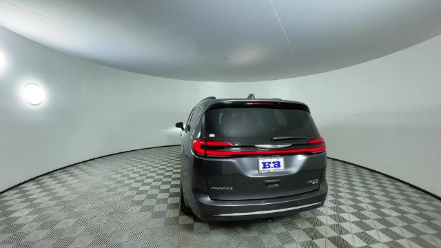 2022 Chrysler Pacifica Vehicle Photo in GILBERT, AZ 85297-0402