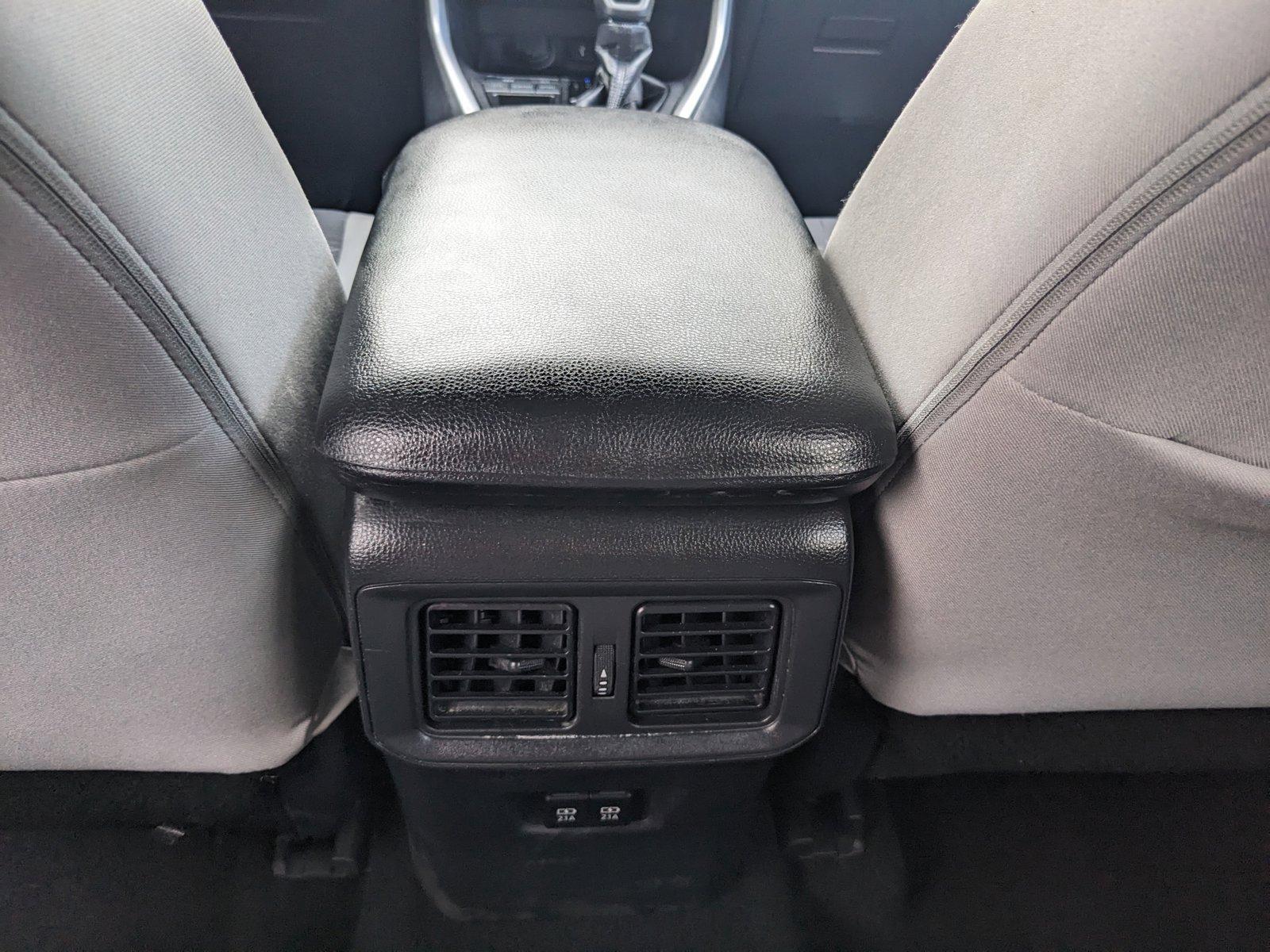 2021 Toyota RAV4 Vehicle Photo in GREENACRES, FL 33463-3207