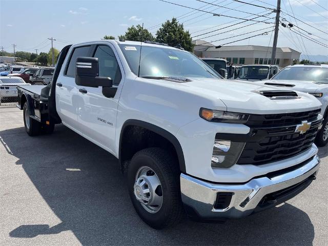 2024 Chevrolet Silverado 3500 HD Vehicle Photo in ALCOA, TN 37701-3235