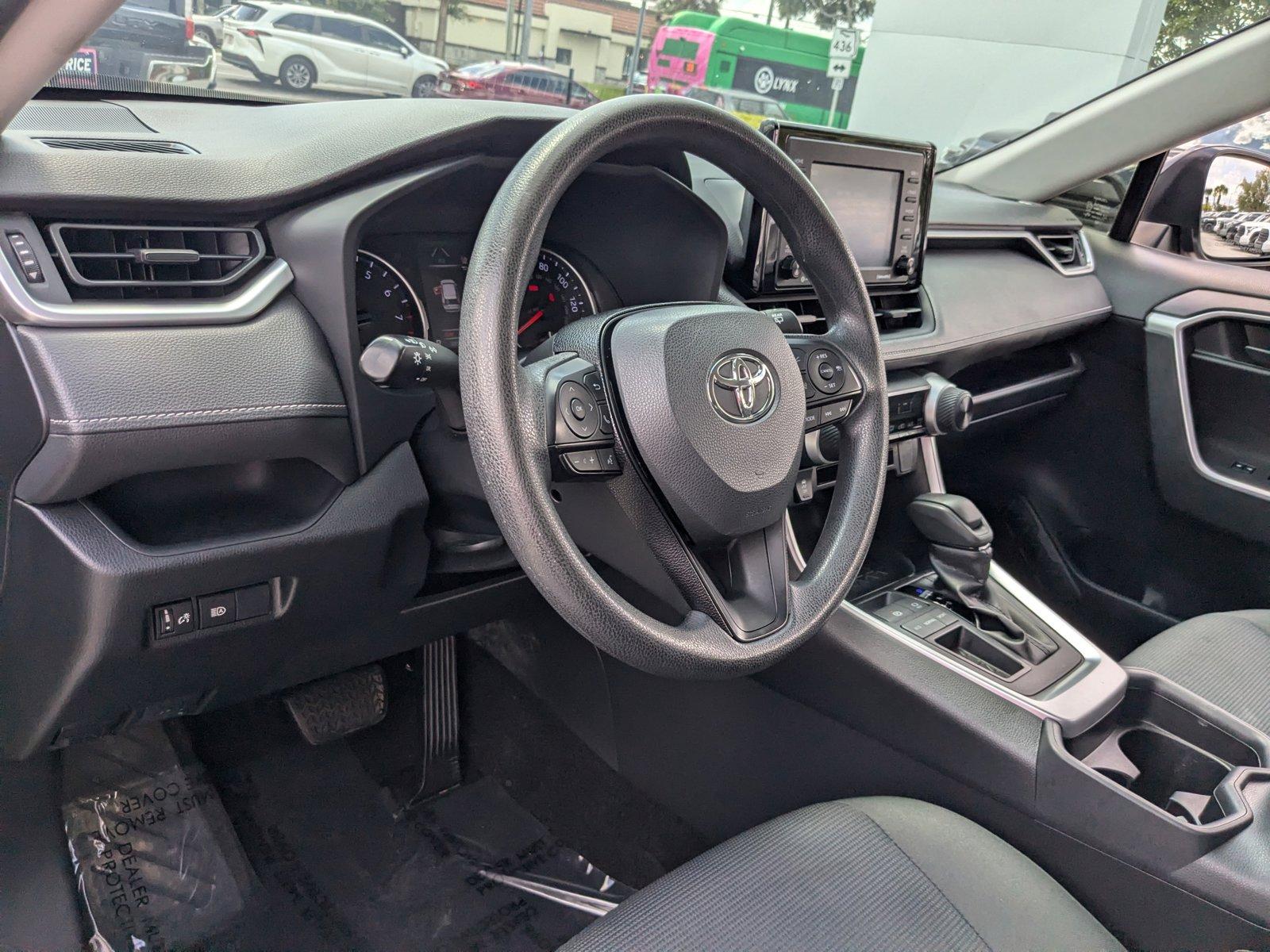 2020 Toyota RAV4 Vehicle Photo in Winter Park, FL 32792