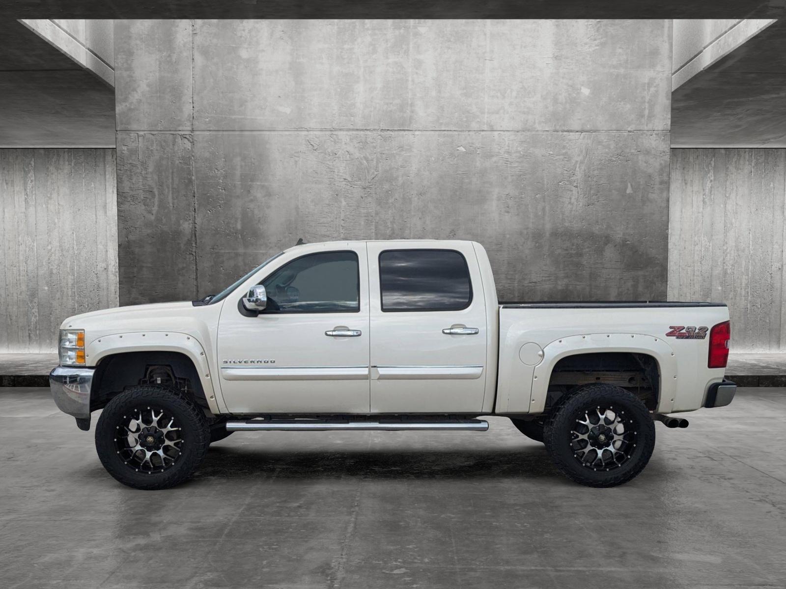 2013 Chevrolet Silverado 1500 Vehicle Photo in Corpus Christi, TX 78415