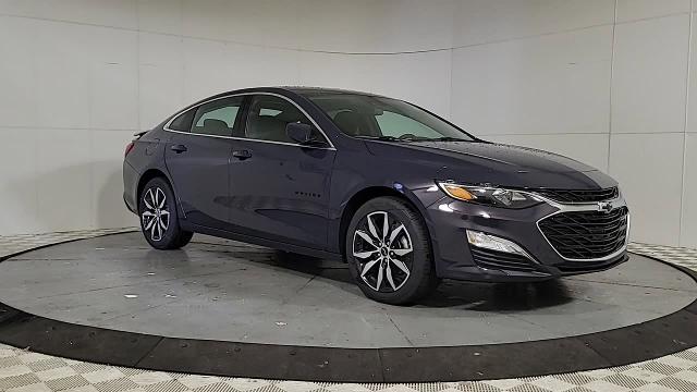 2025 Chevrolet Malibu Vehicle Photo in JOLIET, IL 60435-8135