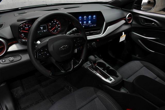 2025 Chevrolet Trax Vehicle Photo in EVERETT, WA 98203-5662