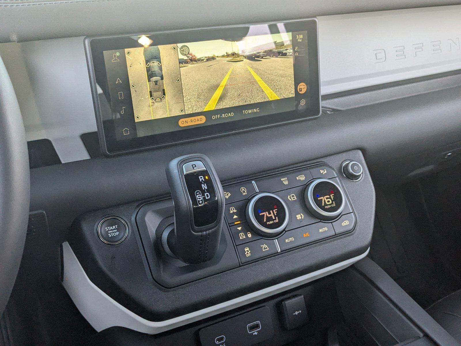 2024 Land Rover Defender Vehicle Photo in Cockeysville, MD 21030