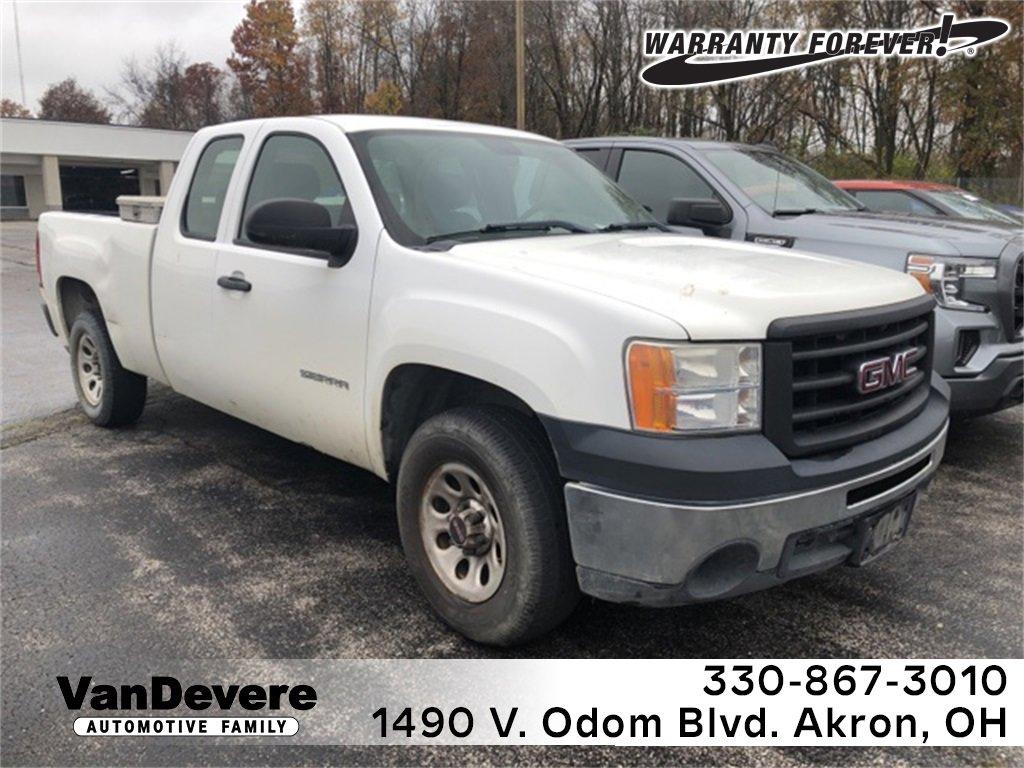 2013 GMC Sierra 1500 Vehicle Photo in AKRON, OH 44320-4088