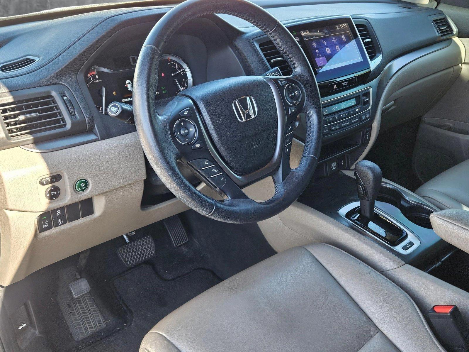 2016 Honda PILOT Vehicle Photo in GILBERT, AZ 85297-0446