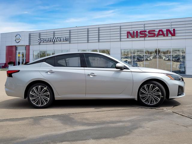 2024 Nissan Altima Vehicle Photo in Weatherford, TX 76087