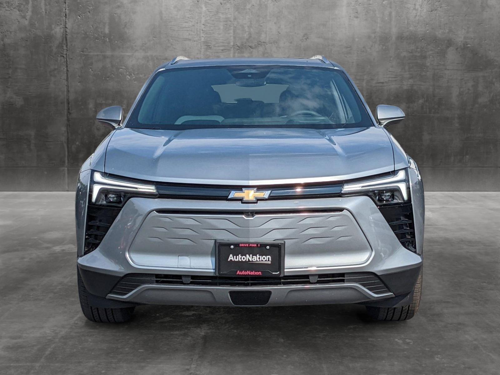 2024 Chevrolet Blazer EV Vehicle Photo in VALENCIA, CA 91355-1705