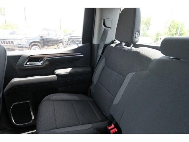 2023 Chevrolet Silverado 1500 Vehicle Photo in ROSENBERG, TX 77471-5675