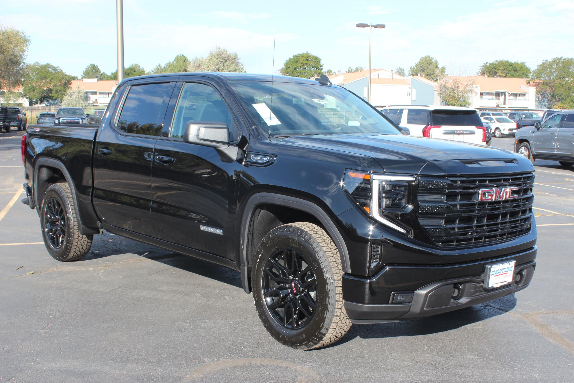 2025 GMC Sierra 1500 Vehicle Photo in AURORA, CO 80012-4011