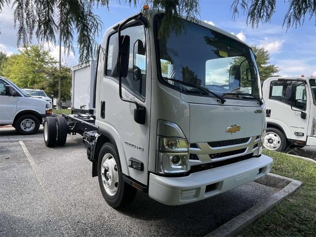 2025 Chevrolet Low Cab Forward 4500 Vehicle Photo in ALCOA, TN 37701-3235