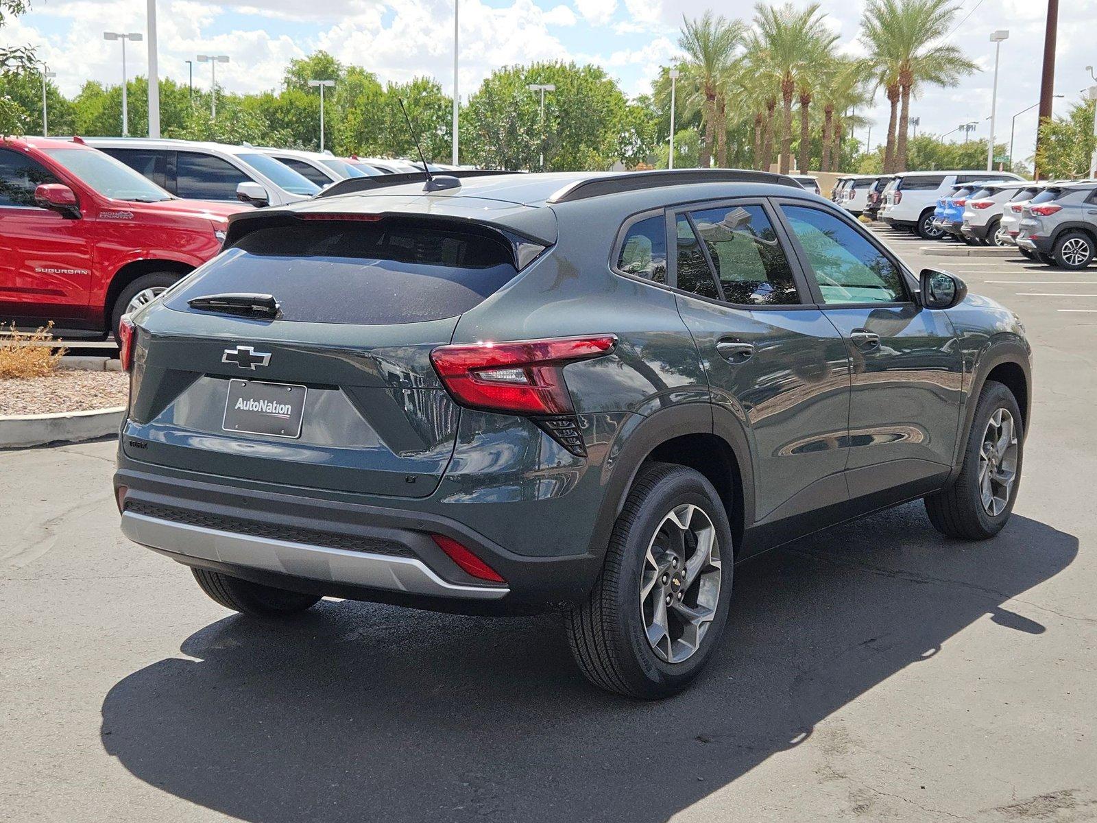 2025 Chevrolet Trax Vehicle Photo in GILBERT, AZ 85297-0446