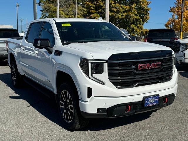 2025 GMC Sierra 1500 Vehicle Photo in LOWELL, MA 01852-4336