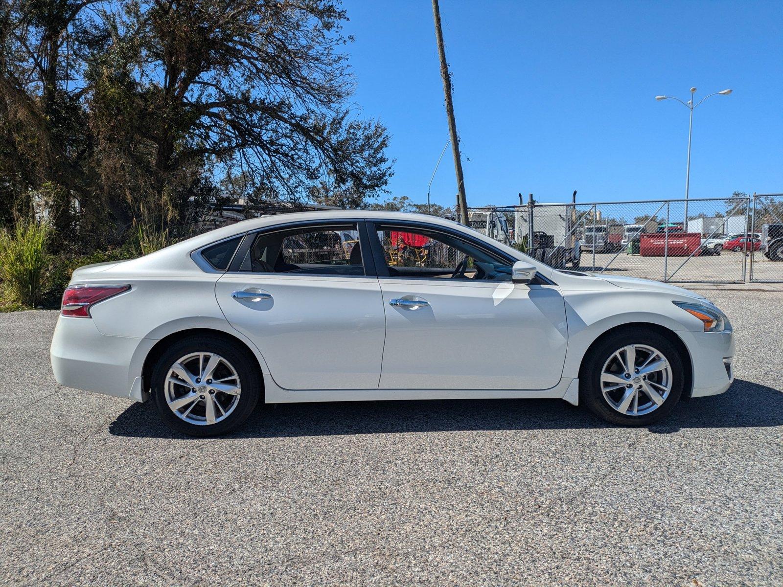 2015 Nissan Altima Vehicle Photo in Sarasota, FL 34231