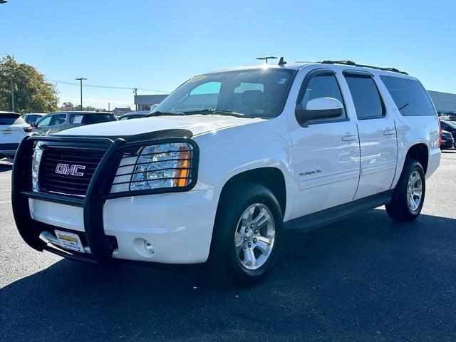 2013 GMC Yukon XL Vehicle Photo in COLUMBIA, MO 65203-3903