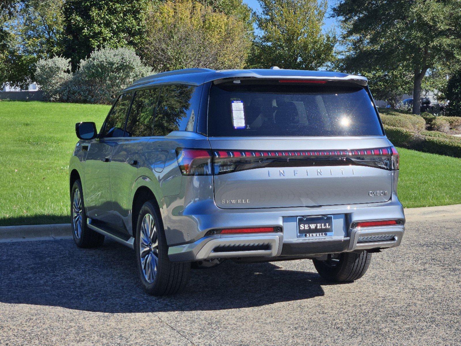 2025 INFINITI QX80 Vehicle Photo in Fort Worth, TX 76132