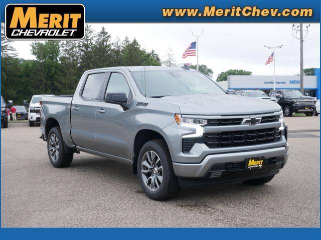 2024 Chevrolet Silverado 1500 Vehicle Photo in MAPLEWOOD, MN 55119-4794