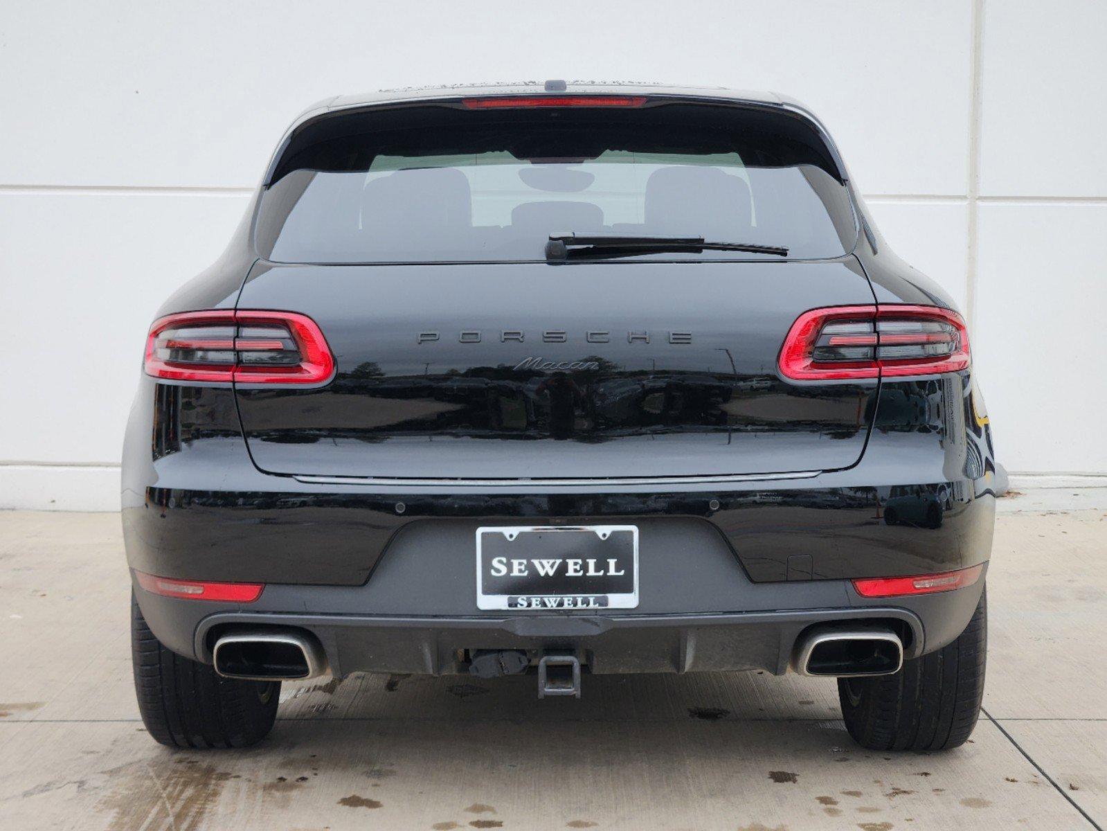 2018 Porsche Macan Vehicle Photo in PLANO, TX 75024