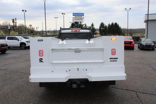 2024 GMC Sierra 3500 HD Chassis Cab Vehicle Photo in SAINT CLAIRSVILLE, OH 43950-8512