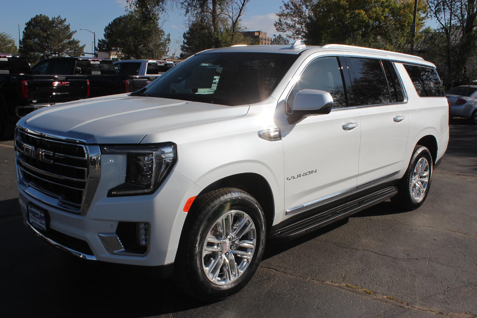 2024 GMC Yukon XL Vehicle Photo in AURORA, CO 80012-4011