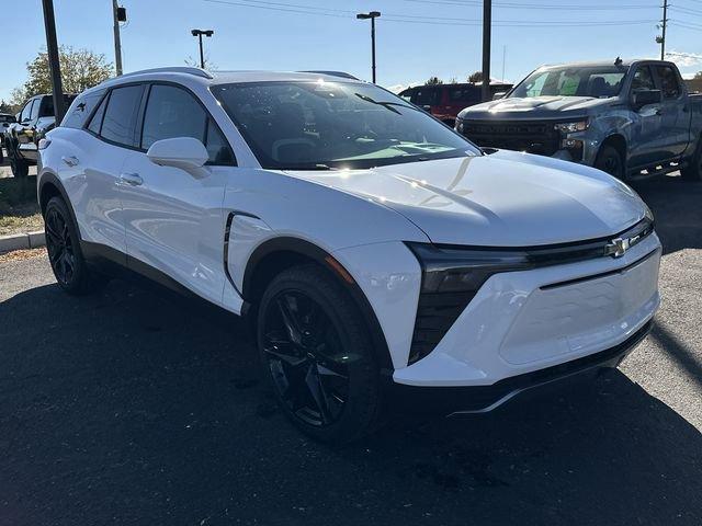 2025 Chevrolet Blazer EV Vehicle Photo in GREELEY, CO 80634-4125